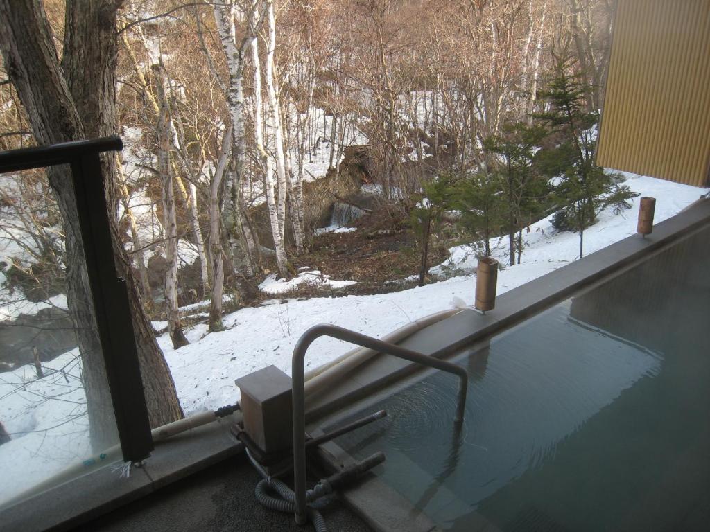 ホテル渓谷 山ノ内町 エクステリア 写真